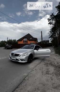 Mercedes-Benz E-Class 2012