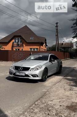 Купе Mercedes-Benz E-Class 2012 в Киеве