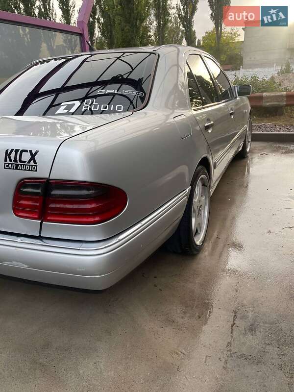 Седан Mercedes-Benz E-Class 1998 в Киеве фото 11 Седан Mercedes-Benz E-Class 1998 в Киеве