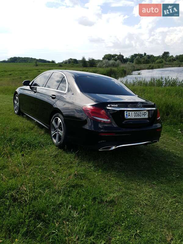 Седан Mercedes-Benz E-Class 2018 в Фастове
