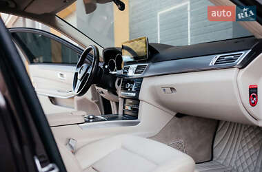 Седан Mercedes-Benz E-Class 2013 в Тернополе