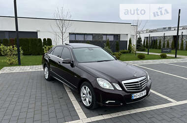 Седан Mercedes-Benz E-Class 2009 в Мукачевому