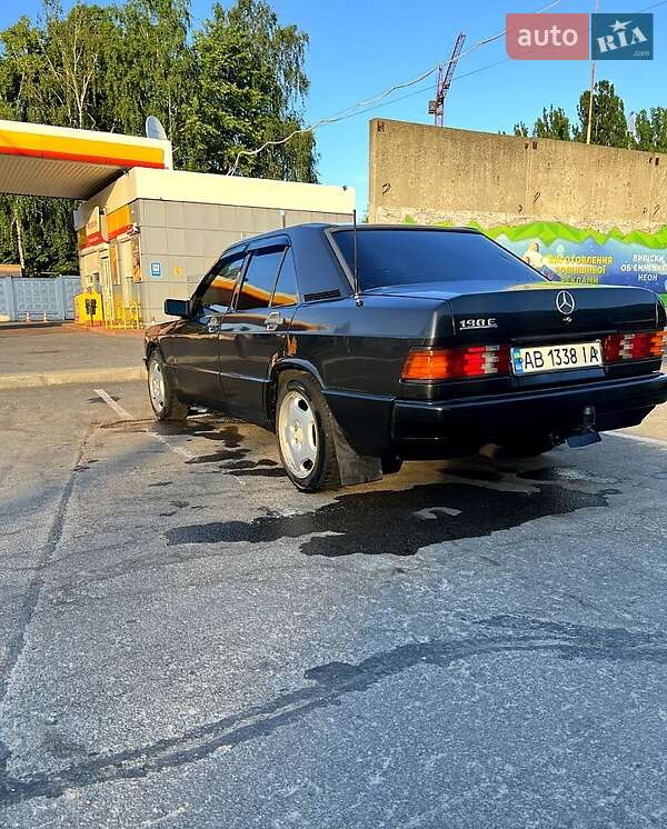 Седан Mercedes-Benz E-Class 1987 в Вінниці