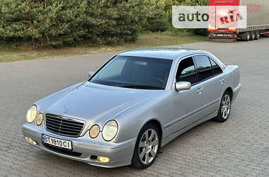 Седан Mercedes-Benz E-Class 2000 в Костополе