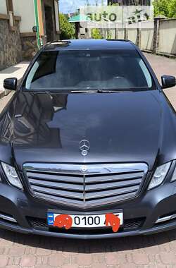 Mercedes-Benz E-Class 2011