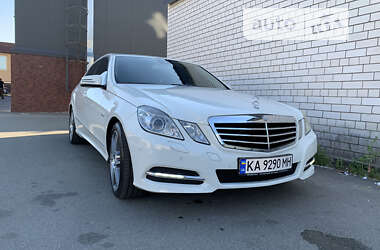 Mercedes-Benz E-Class 2011