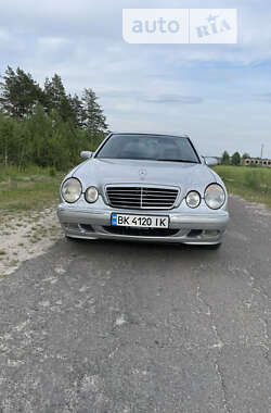 Седан Mercedes-Benz E-Class 2001 в Володимирці