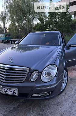 Седан Mercedes-Benz E-Class 2007 в Новодністровську