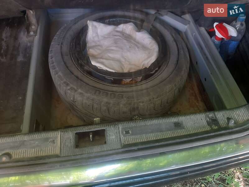 Седан Mercedes-Benz E-Class 1997 в Чорткове