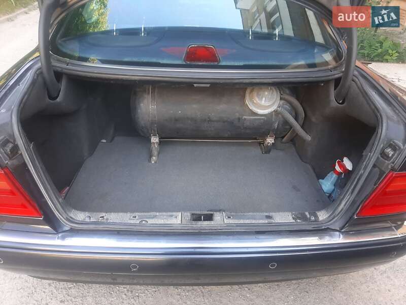 Седан Mercedes-Benz E-Class 1997 в Чорткове