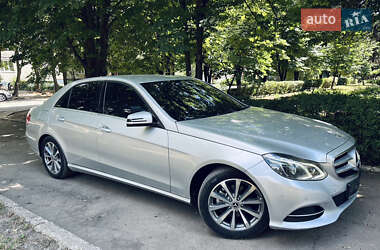 Седан Mercedes-Benz E-Class 2014 в Новом Буге