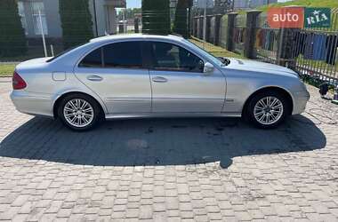 Седан Mercedes-Benz E-Class 2007 в Береговому