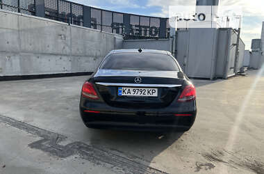 Седан Mercedes-Benz E-Class 2017 в Киеве