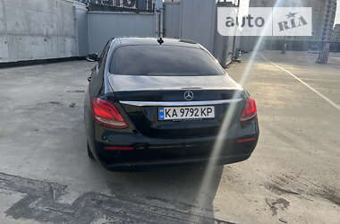 Седан Mercedes-Benz E-Class 2017 в Киеве