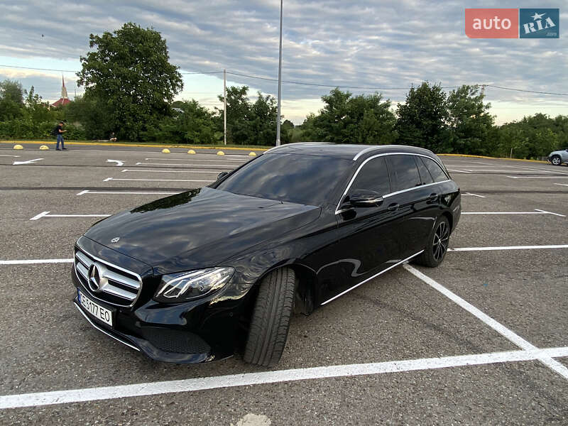 Універсал Mercedes-Benz E-Class 2018 в Чернівцях