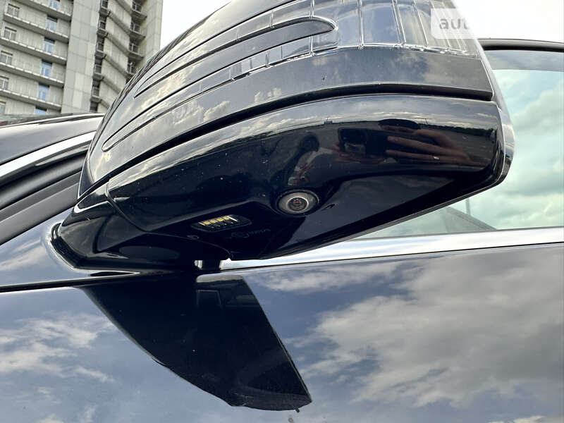 Седан Mercedes-Benz E-Class 2015 в Киеве