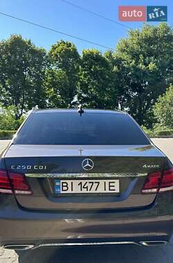 Седан Mercedes-Benz E-Class 2013 в Миргороде