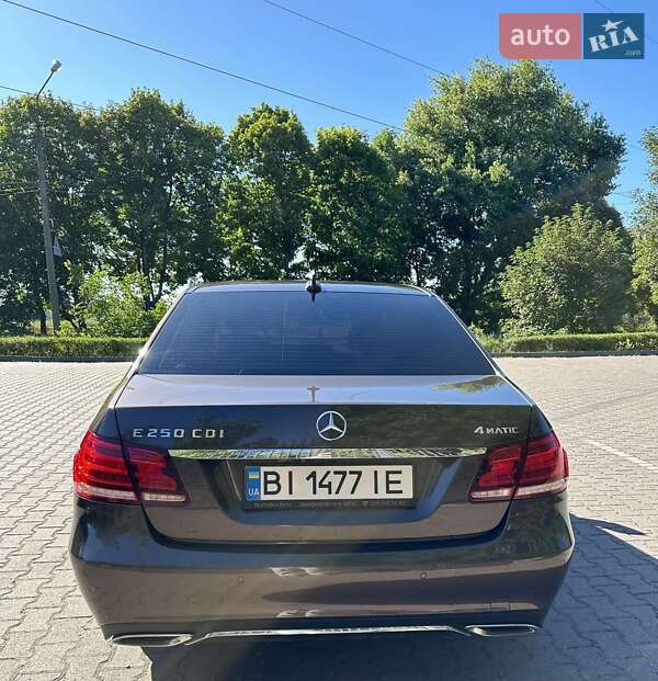Седан Mercedes-Benz E-Class 2013 в Миргороді