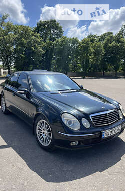 Седан Mercedes-Benz E-Class 2004 в Лозовій