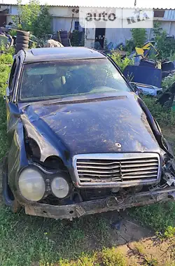 Mercedes-Benz E-Class 1997