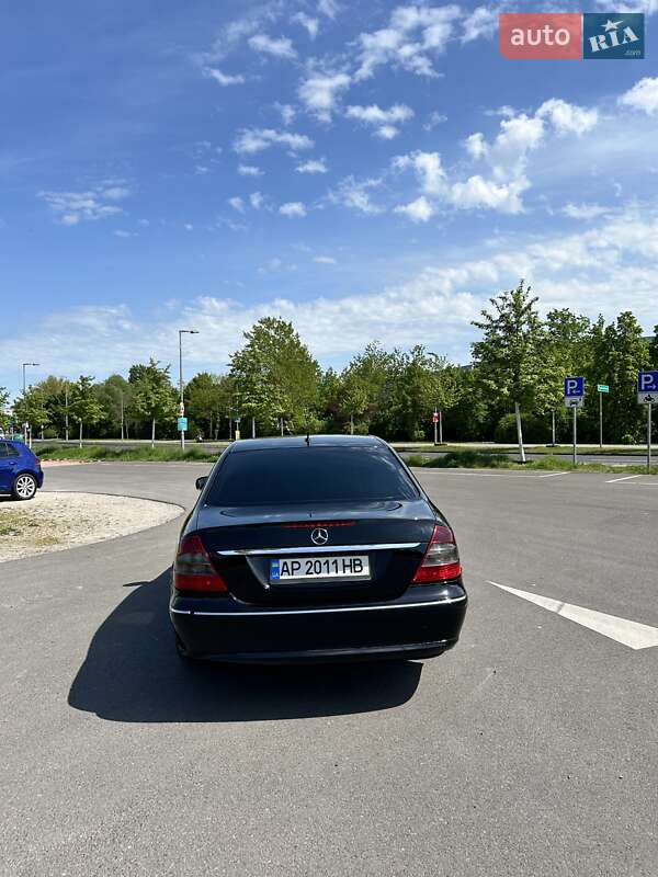 Седан Mercedes-Benz E-Class 2006 в Львові