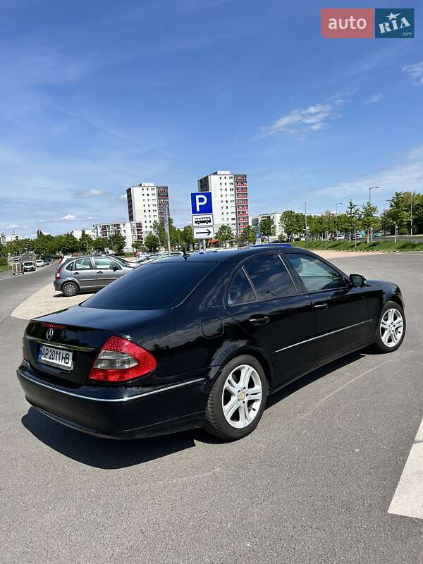 Седан Mercedes-Benz E-Class 2006 в Львові