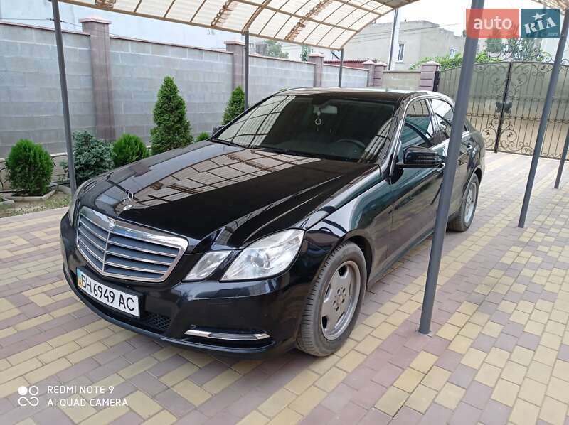 Mercedes-Benz E-Class 2012
