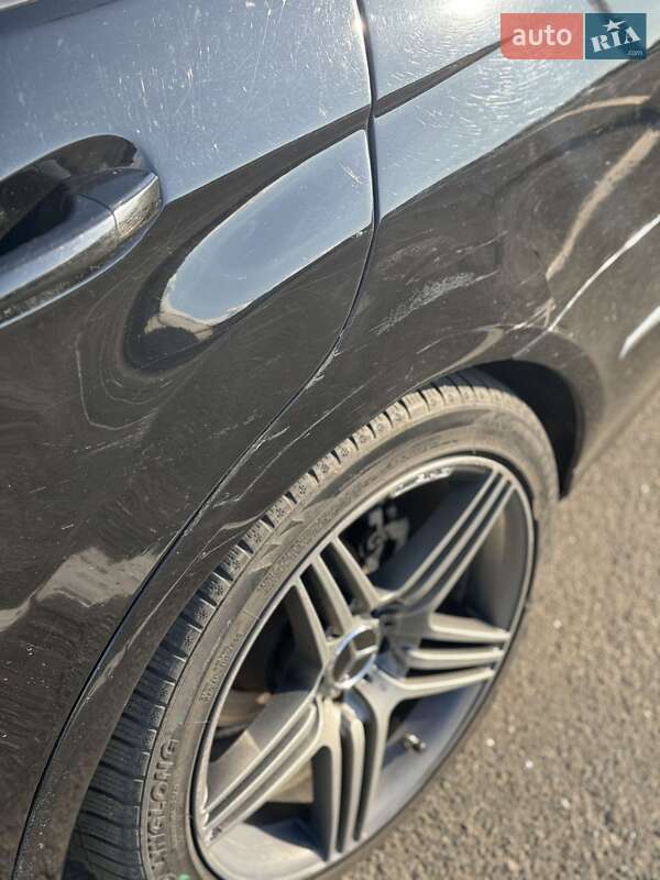 Седан Mercedes-Benz E-Class 2011 в Одесі