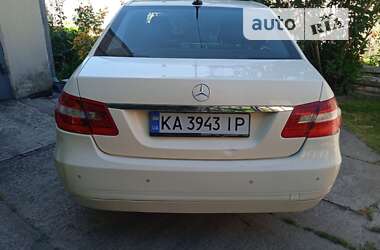 Седан Mercedes-Benz E-Class 2010 в Киеве