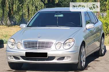 Седан Mercedes-Benz E-Class 2003 в Тараще