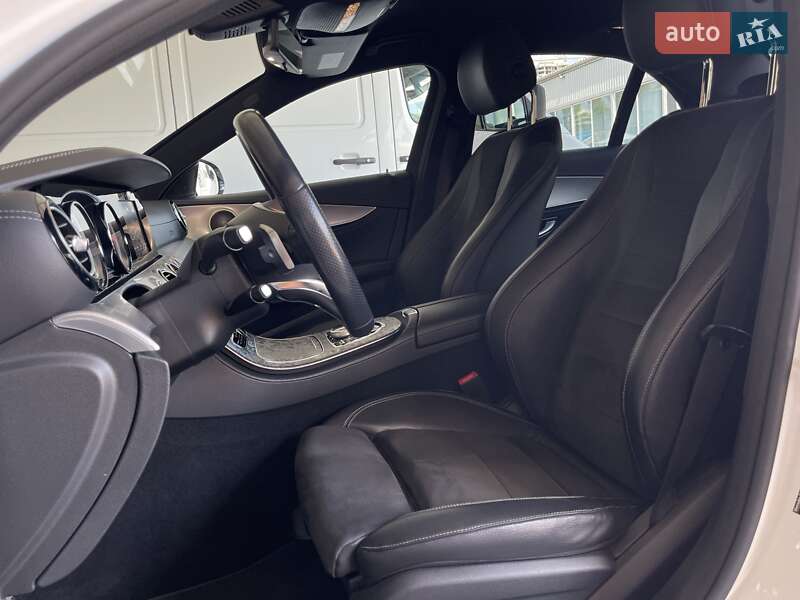 Седан Mercedes-Benz E-Class 2017 в Киеве
