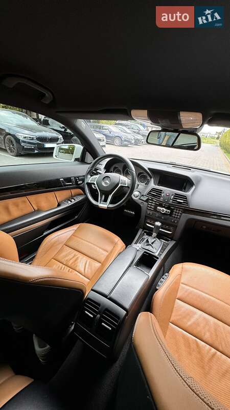 Купе Mercedes-Benz E-Class 2012 в Львове