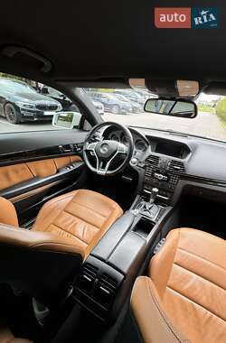 Купе Mercedes-Benz E-Class 2012 в 