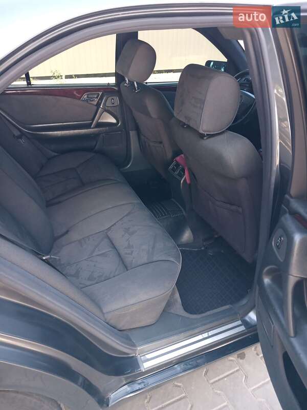 Седан Mercedes-Benz E-Class 1996 в Одесі