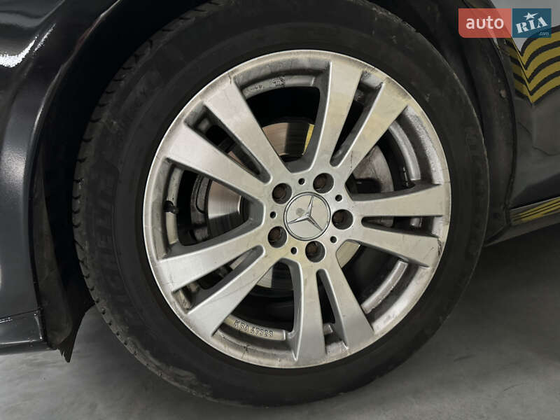 Седан Mercedes-Benz E-Class 2012 в Вінниці