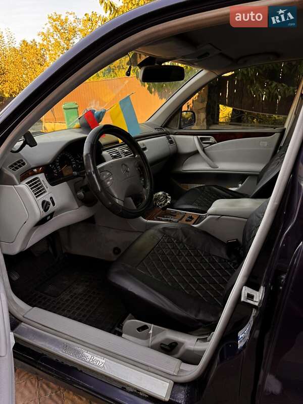 Седан Mercedes-Benz E-Class 2000 в Івано-Франківську фото 6 Седан Mercedes-Benz E-Class 2000 в Івано-Франківську