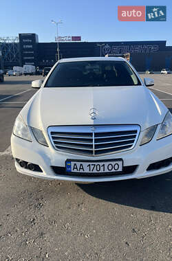 Седан Mercedes-Benz E-Class 2009 в Вышгороде