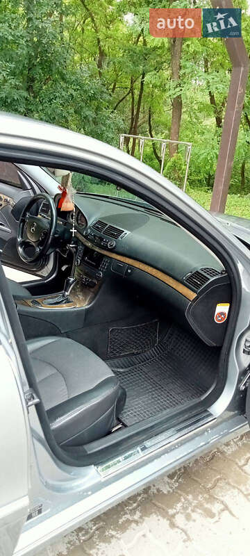 Седан Mercedes-Benz E-Class 2007 в Тернополе