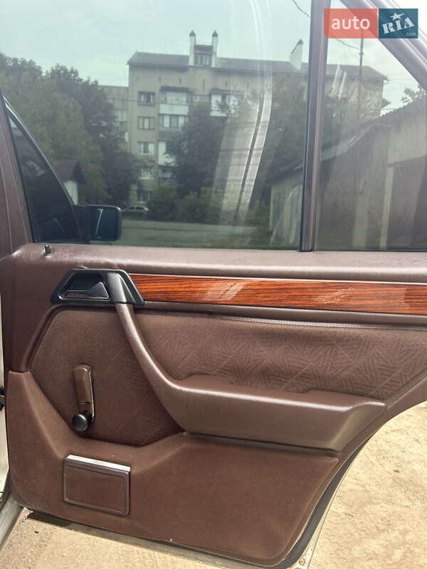 Седан Mercedes-Benz E-Class 1995 в Иршаве фото 43 Седан Mercedes-Benz E-Class 1995 в Иршаве
