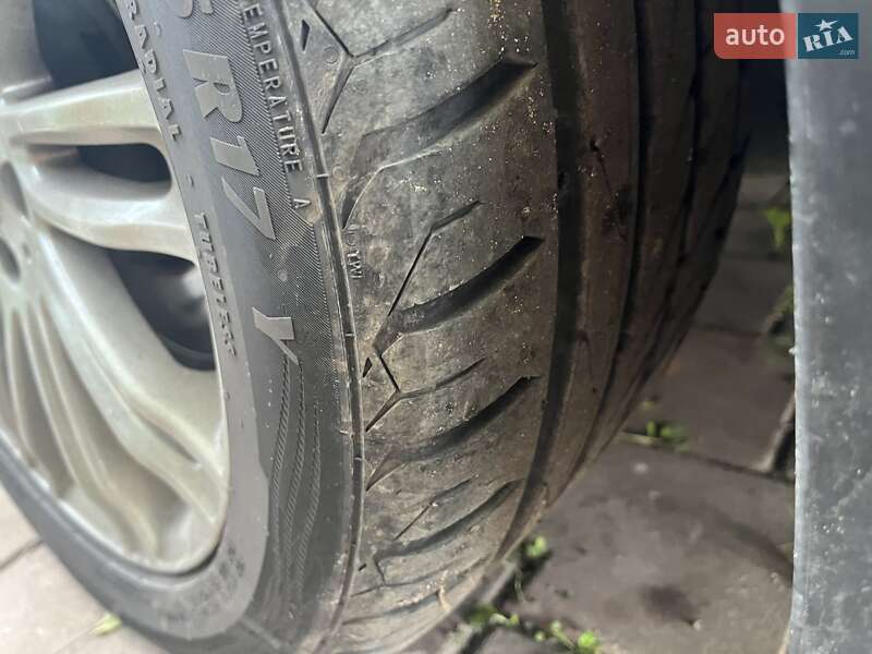 Седан Mercedes-Benz E-Class 2008 в Рівному