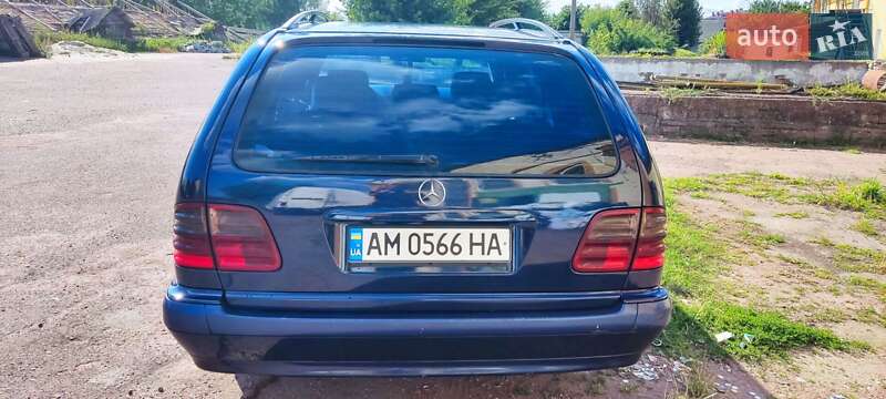 Универсал Mercedes-Benz E-Class 2000 в Овруче