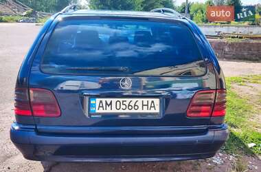 Универсал Mercedes-Benz E-Class 2000 в 