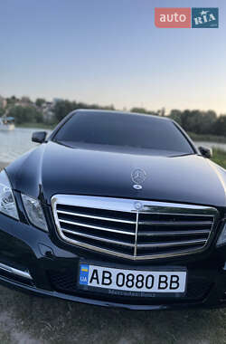 Седан Mercedes-Benz E-Class 2012 в 