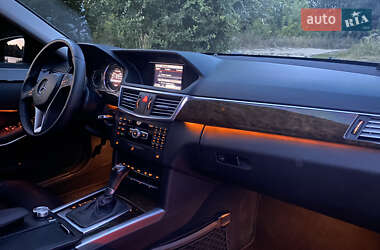 Mercedes-Benz E-Class 2012 Mercedes-Benz E-Class 2012