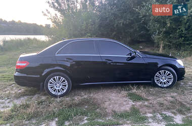 Седан Mercedes-Benz E-Class 2012 в 