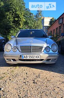 Седан Mercedes-Benz E-Class 2001 в Виннице