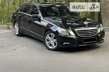 Седан Mercedes-Benz E-Class 2009 в Тернополі