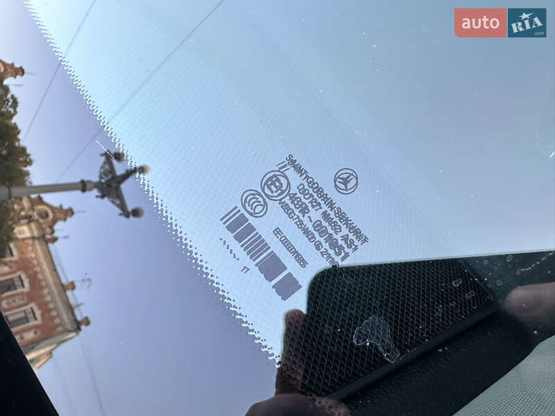 Седан Mercedes-Benz E-Class 2009 в Запоріжжі