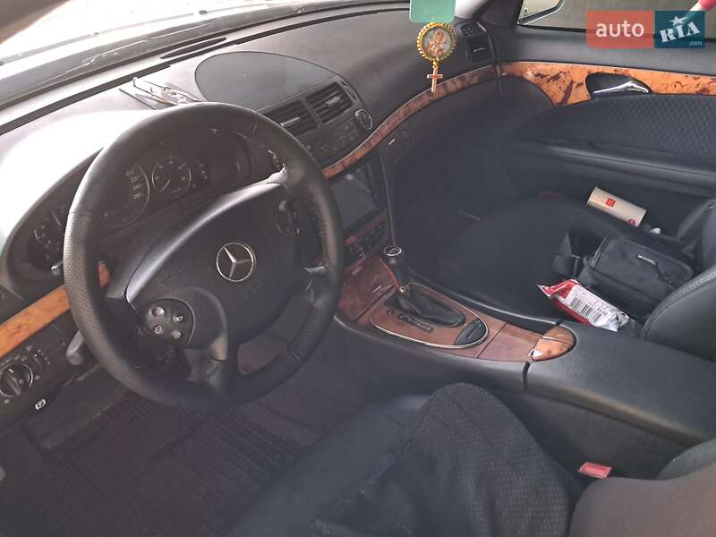Седан Mercedes-Benz E-Class 2005 в Кельменцях фото 13 Седан Mercedes-Benz E-Class 2005 в Кельменцях