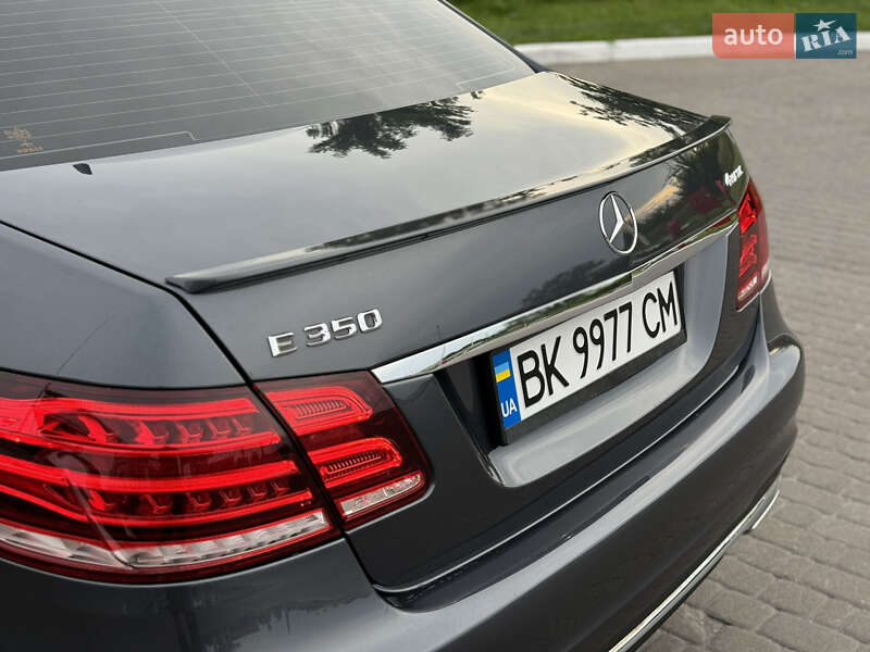 Седан Mercedes-Benz E-Class 2015 в Ровно фото 9 Седан Mercedes-Benz E-Class 2015 в Ровно